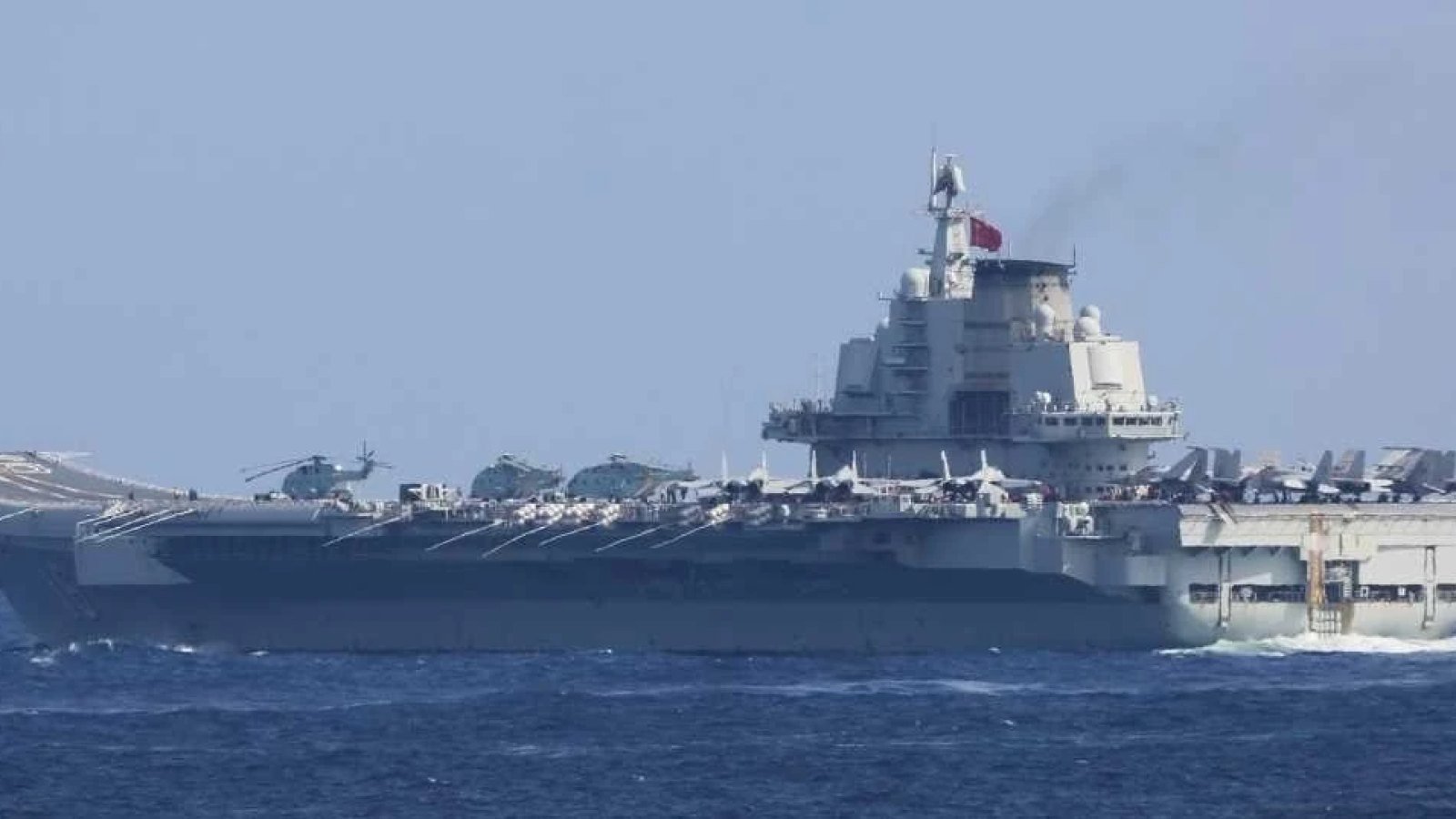 中国航母远海训练与新舰进展受关注，西太平洋海空格局面临新变化