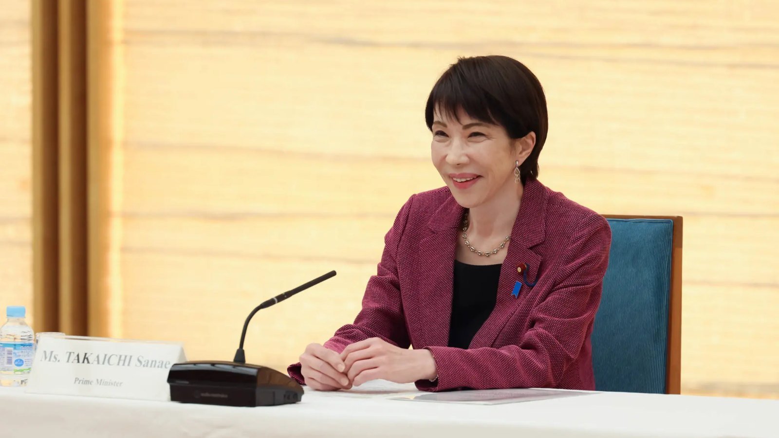 高市早苗称就任后长期睡眠不足 日本朝野关注首相健康与官邸分工