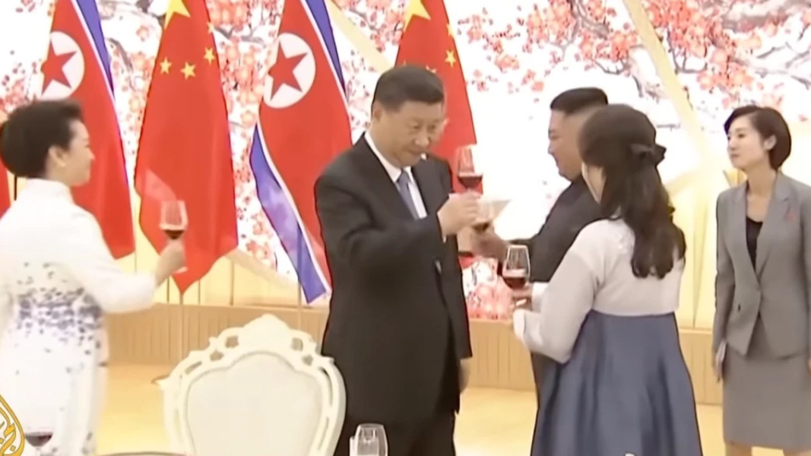 习近平时隔七年再访平壤，中朝关系升温背后的战略再平衡