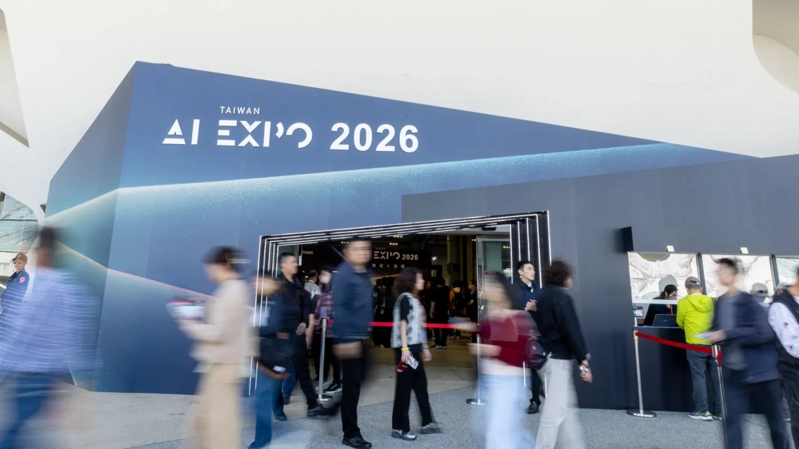中国开放AI模型扩大应用，中美竞争焦点转向产业落地