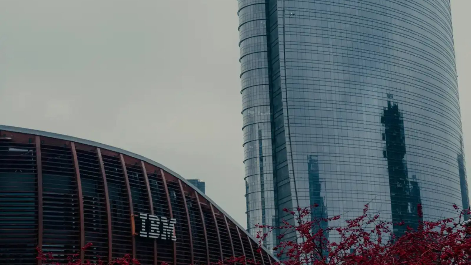 IBM发布亚纳米芯片技术，量产前景仍待验证