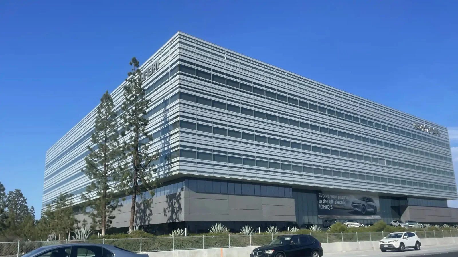 现代汽车CEO称中国汽车技术“难以置信”,同时呼吁美国继续保留市场壁垒
